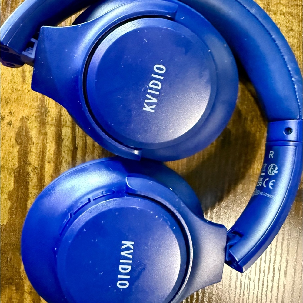 KVIDIO Blue Wireless Over-Ear Headphones